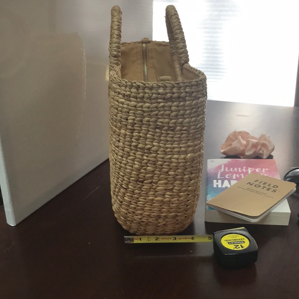 Woven Raffia Straw Tote Bag - Large - Picture 6 of 10